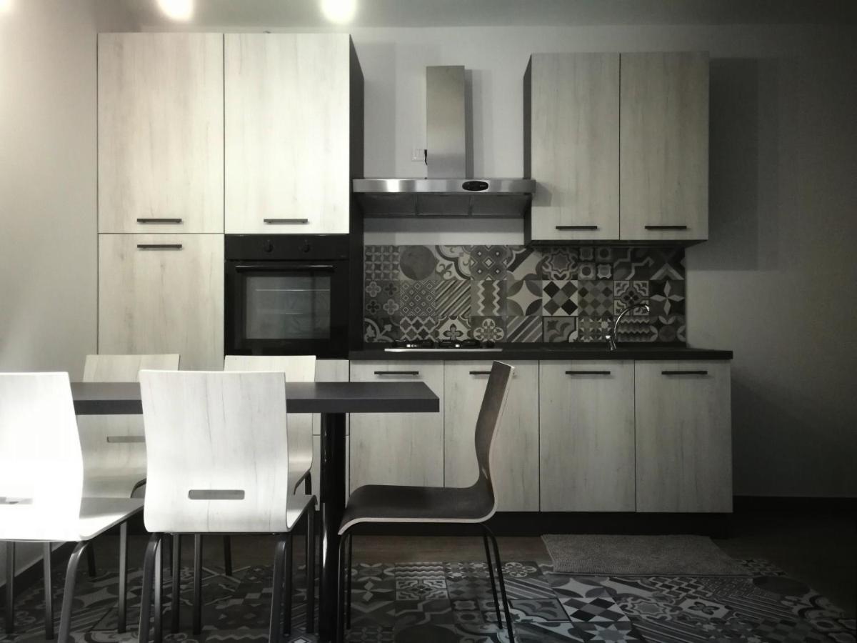 Mgr Apartments คาตาเนีย ภายนอก รูปภาพ